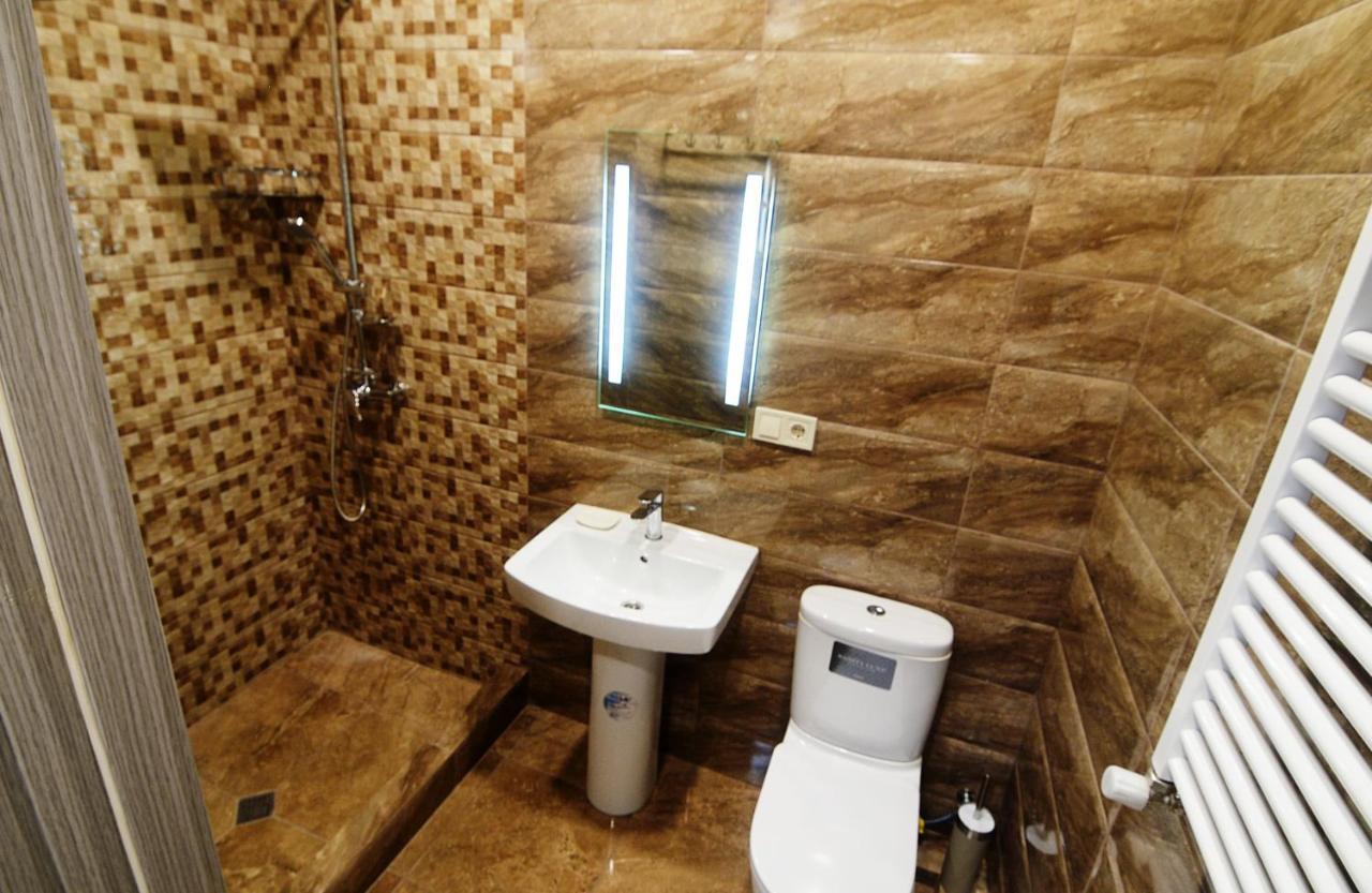 Hotel Friendship House Tiflis Exterior foto